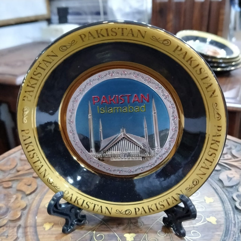 Pakistani souvenirs plates
