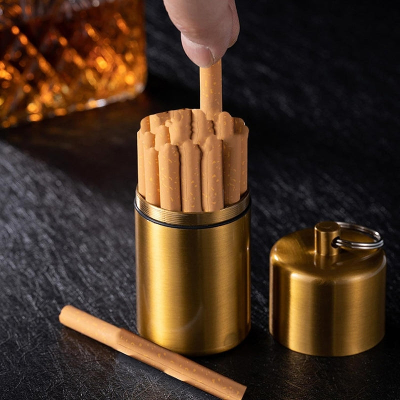 Cigarette case holder with keychain