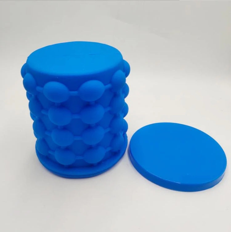 Ice cube maker genie