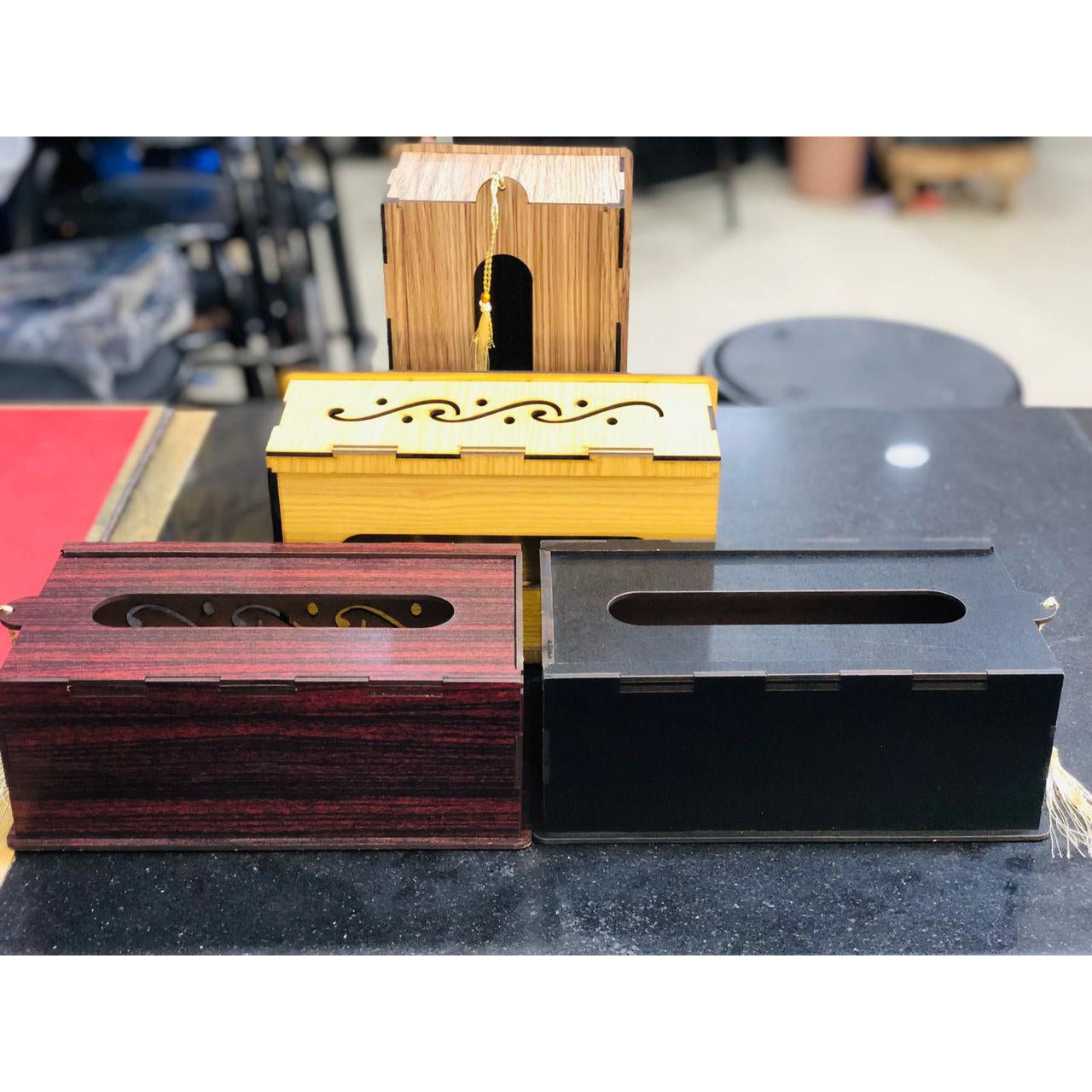 Wooden tissue box - mix colors