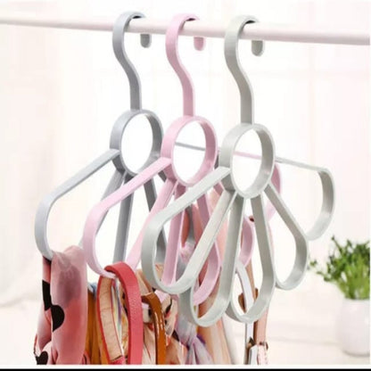 Flower Shaped 5 Slot Belt Hanger