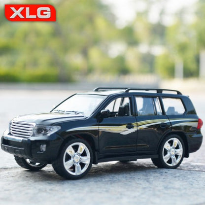 Metal body land cruiser model car