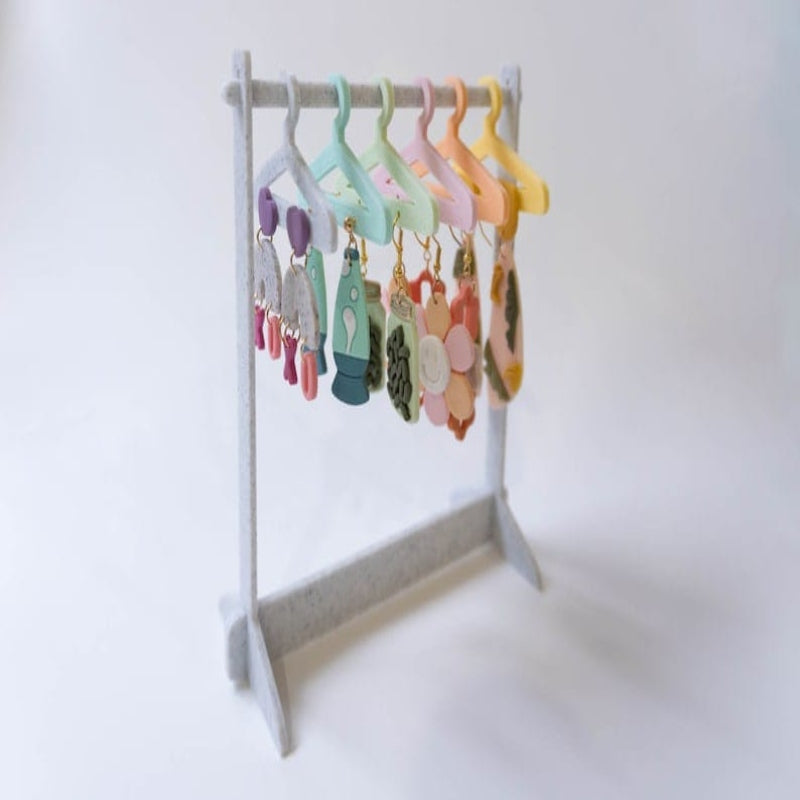 Earring hanger rack with mini hangers