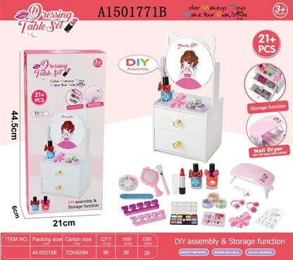 Girls wooden dressing set with accessories