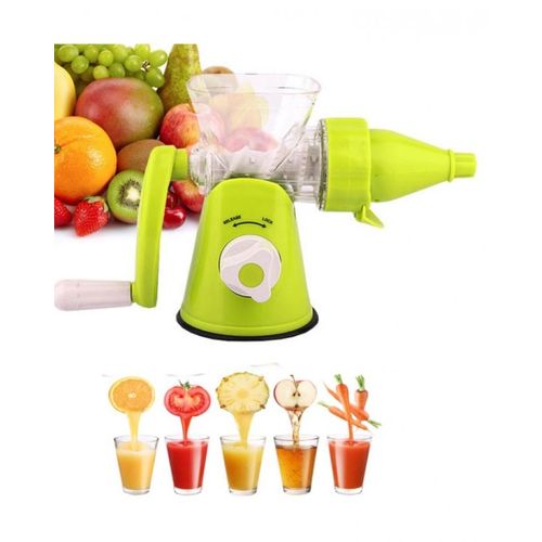Manual fruit juicer