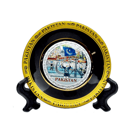 Pakistani souvenirs plates