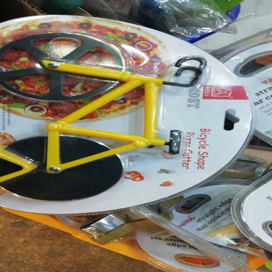 Stainless steel bicycle pizza wheel cutter
