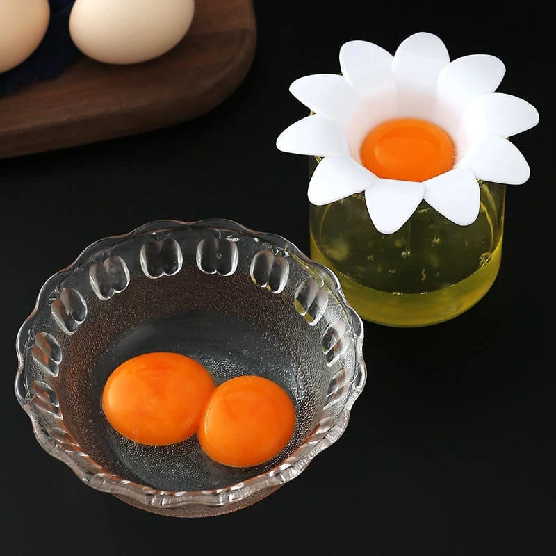 Daisy Plastic Egg Separator