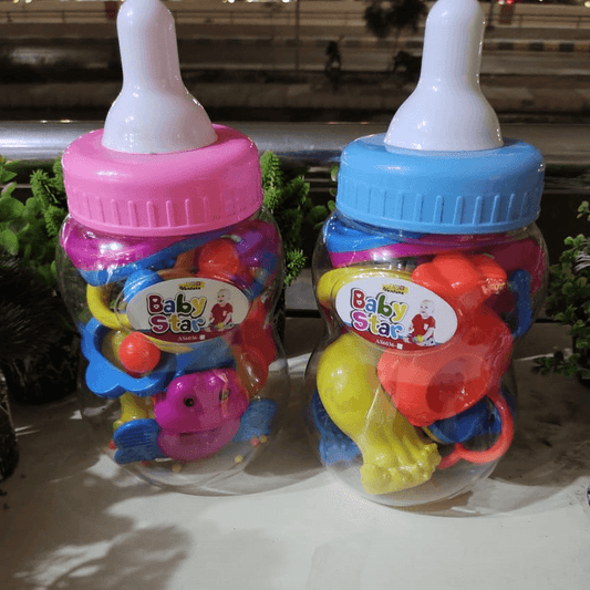 Giant feeder with 7 toys inside