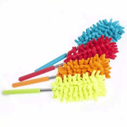 Extendable soft microfiber dusting brush