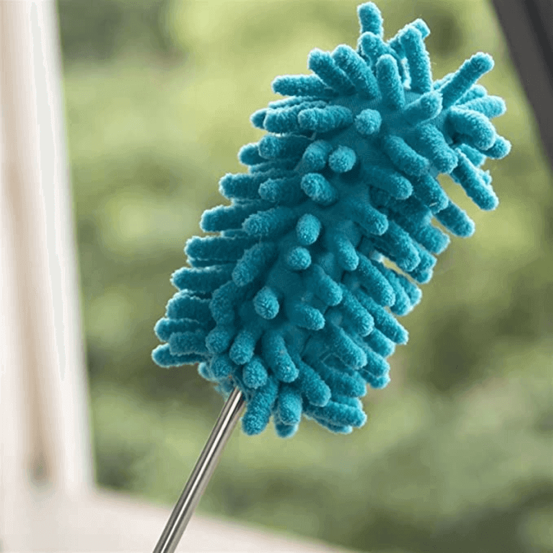 Extendable soft microfiber dusting brush