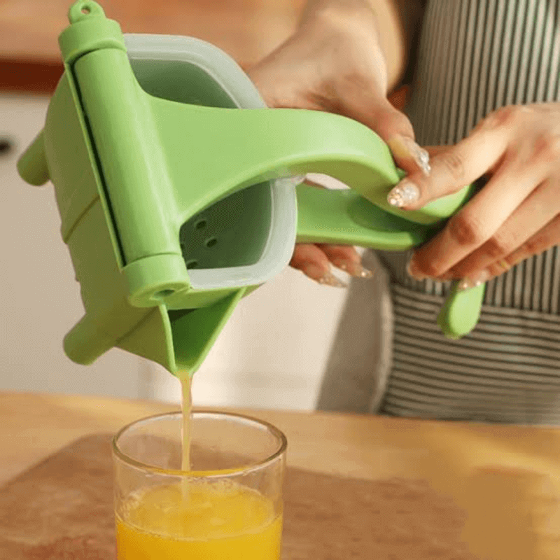 Manual juice squeezer orange juicer