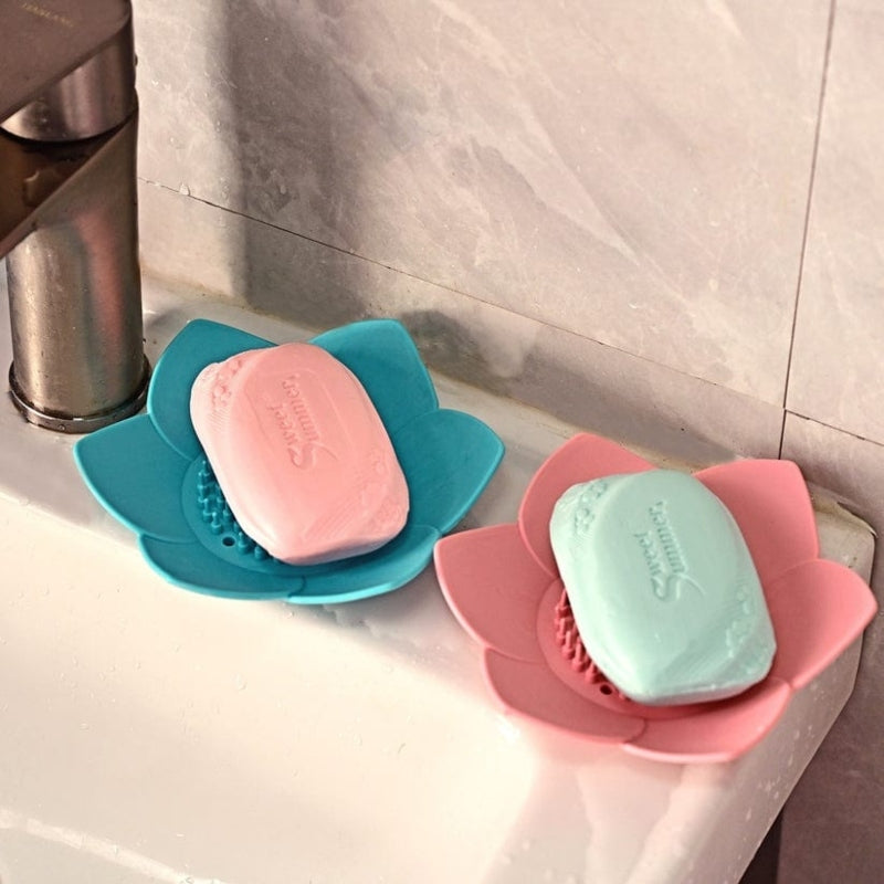 Silicone flower shape drain soap holder