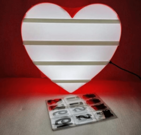 Led heart message light box