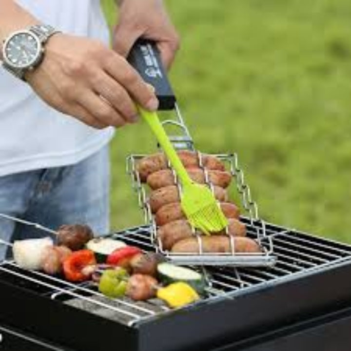 Barbecue sausage grill basket
