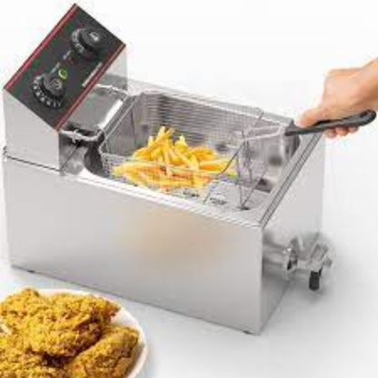Electric deep fryer of 4.5l tank capacity