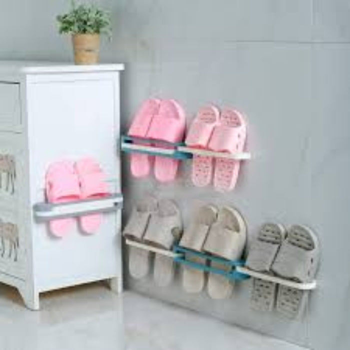 Adjustable space saving wall rack for slippers