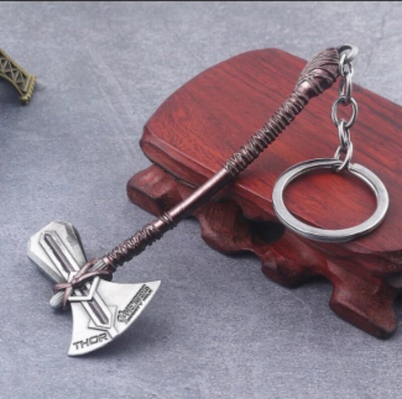 marvel-thor-axe-keychain