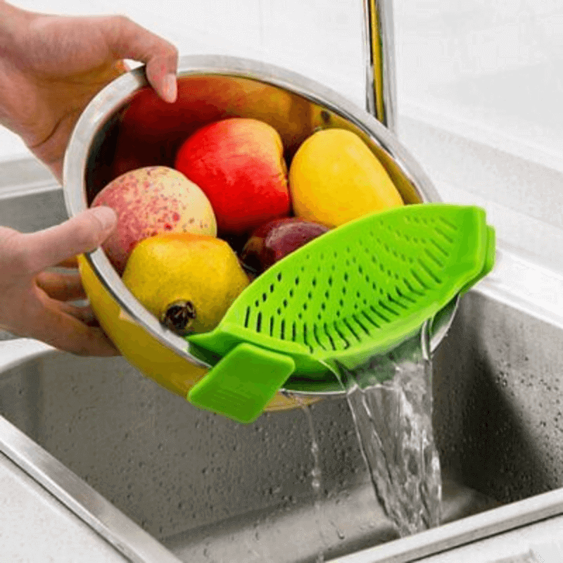 kitchen-gizmo-snap-strain-strainer-clip